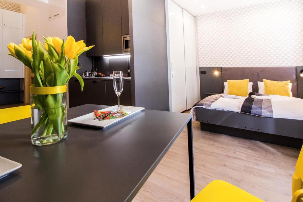 Apartmán In The Hearth Of The City Centre, Old Town Square - 3Min Praha Exteriér fotografie
